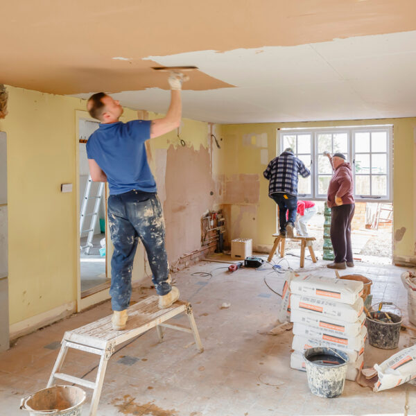 Buckingham,,Uk,-,March,14,,2016.,Team,Of,Builders,Working